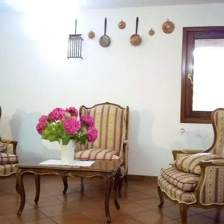 Spazioso E Confortevole Appartamento. *